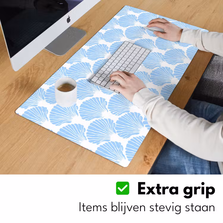 Blauw - Wit - Schelpen - Grafisch - Structuur Muismat XXL klein 681 -sfeer3