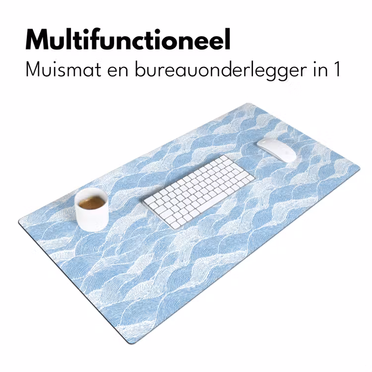 Blauw - Wit - Golven - Getekend Muismat XXL klein 681 -sfeer4