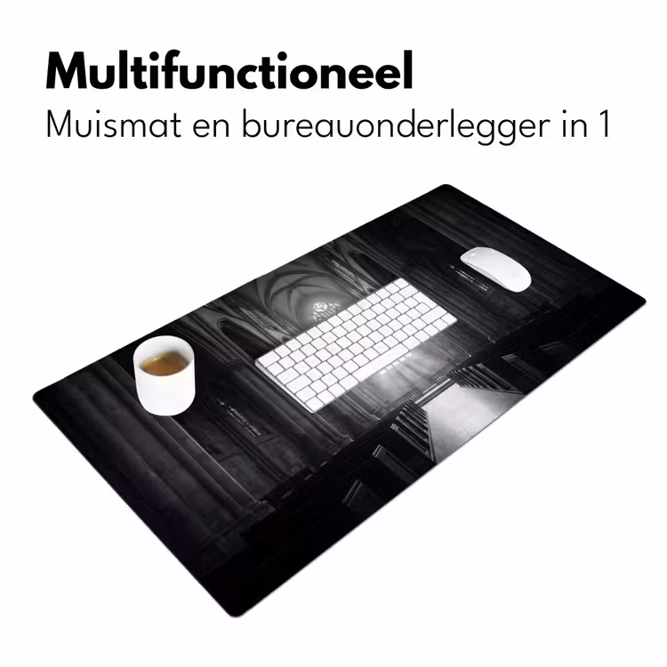 Kerk - Interieur - Lichtstralen - Architectuur - Klassiek Muismat XXL klein -sfeer4