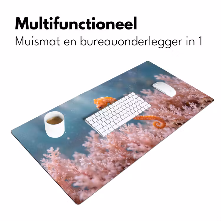 Vis - Koraal - Oceaan - Macro - Oranje Muismat XXL klein -sfeer4