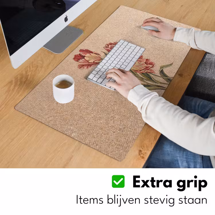 Bloemen - Mozaïek - Rood - Groen - Kunst Muismat XXL klein -sfeer3