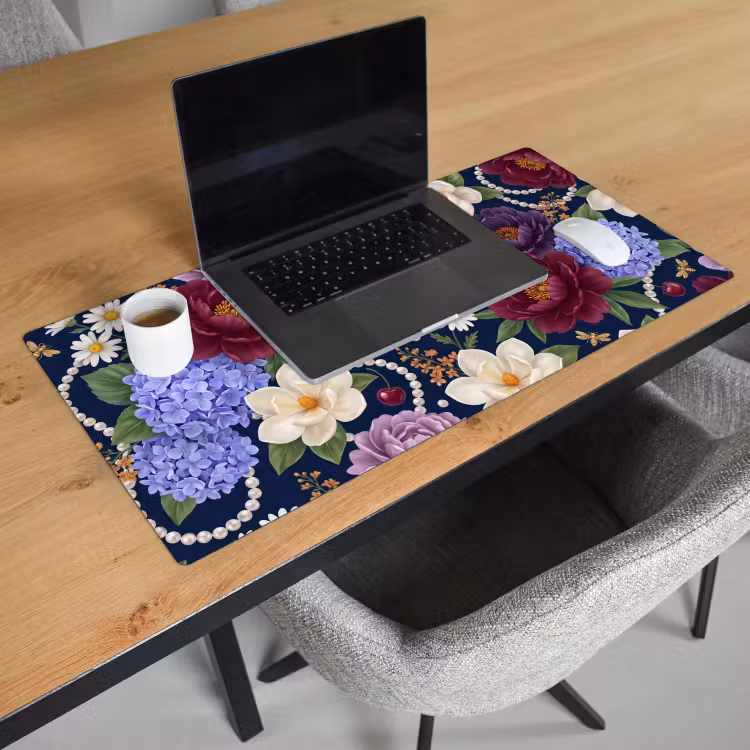 Bloemen - Parels - Decoratie - Modern - Blauw Muismat XXL klein -sfeer1