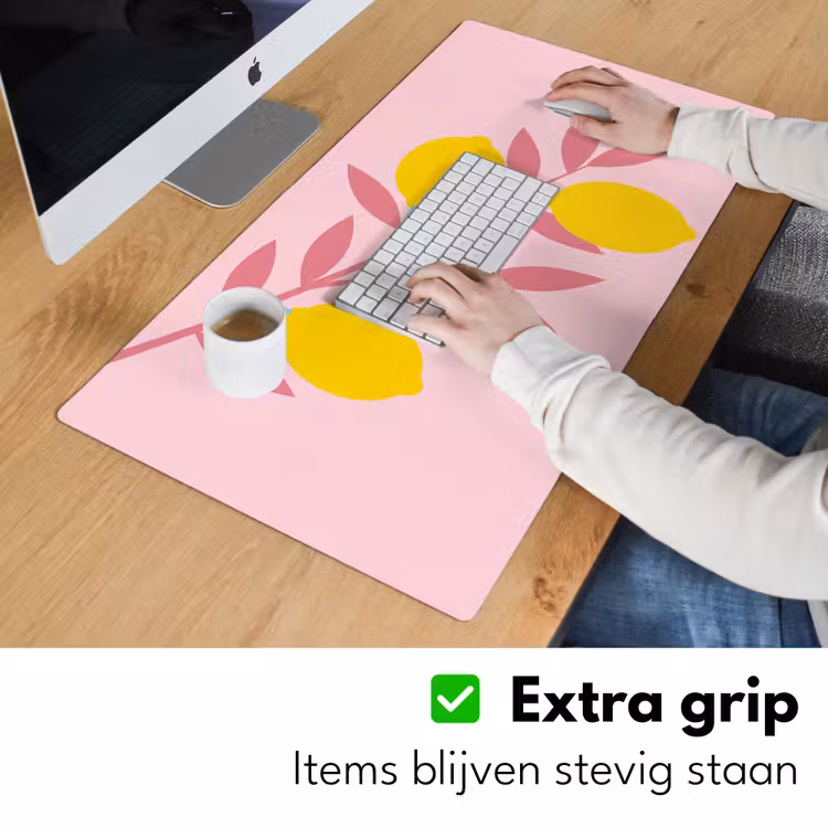 Fruit - Tak - Natuur - Abstract - Roze Muismat XXL klein -sfeer3