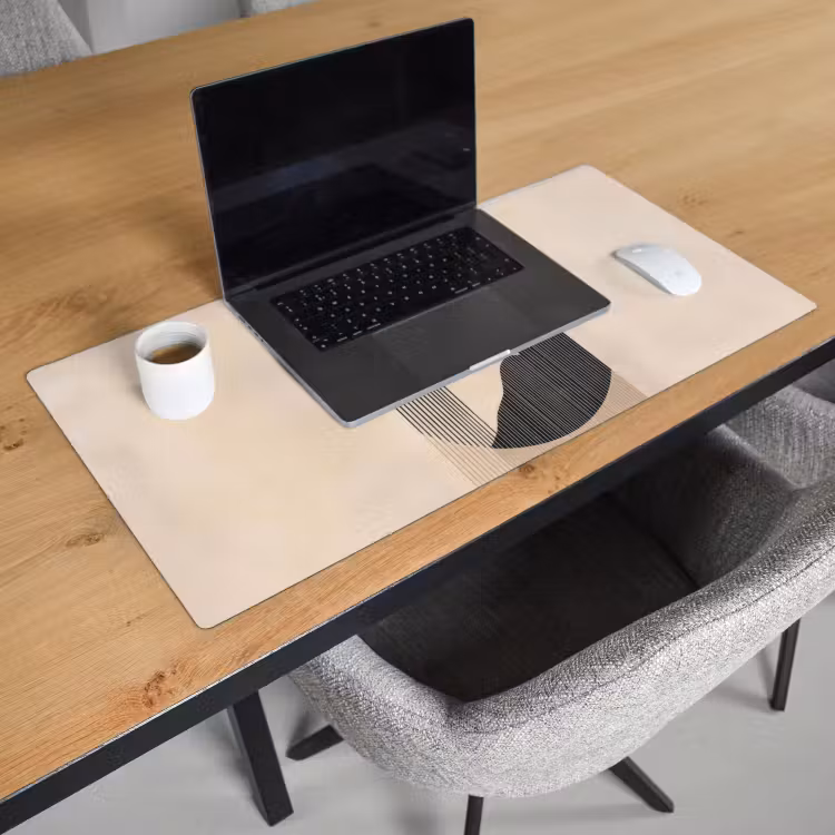 Grafisch gebogen motief - Beige Muismat XXL klein -sfeer1