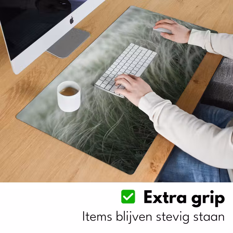 Gras - Wazig - Natuur - Groen - Zacht Muismat XXL klein -sfeer3