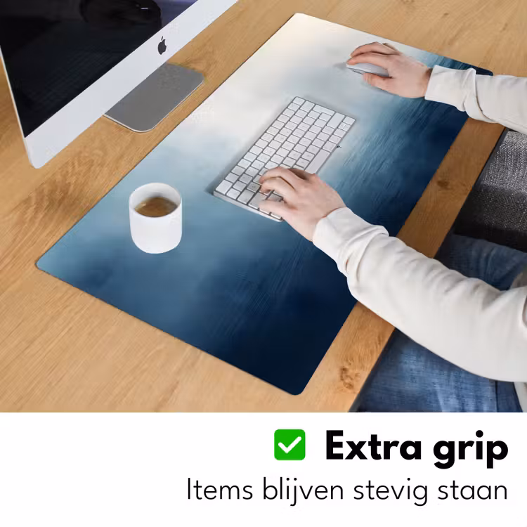 Meeuw - Wit - Zee - Mistig Muismat XXL klein -sfeer3