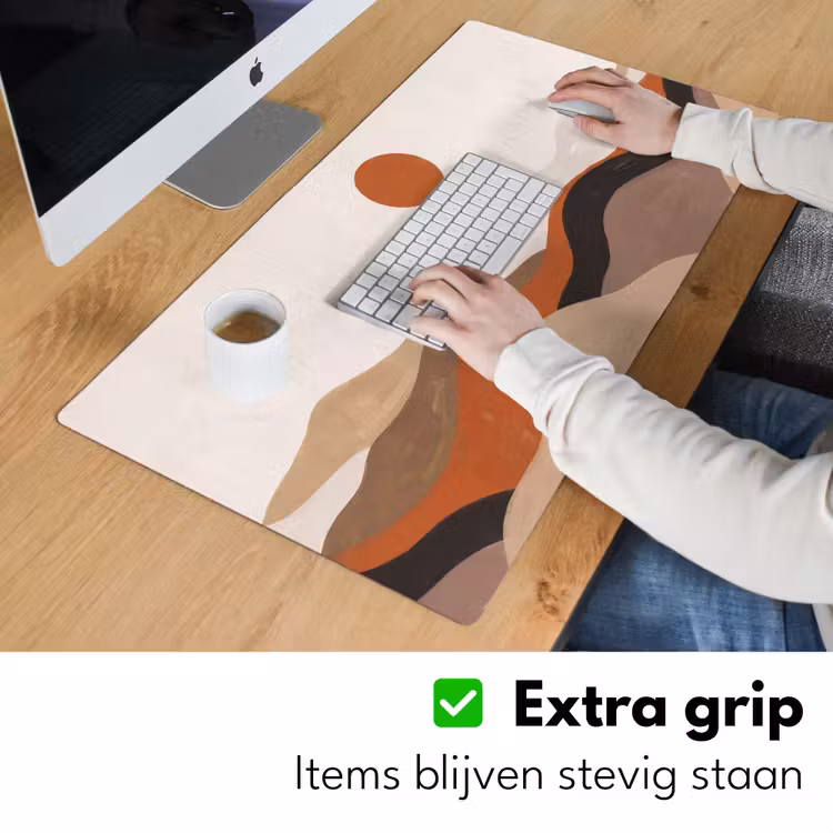 Landschap - Heuvels - Zon - Abstract - Oranje Muismat XXL klein -sfeer3