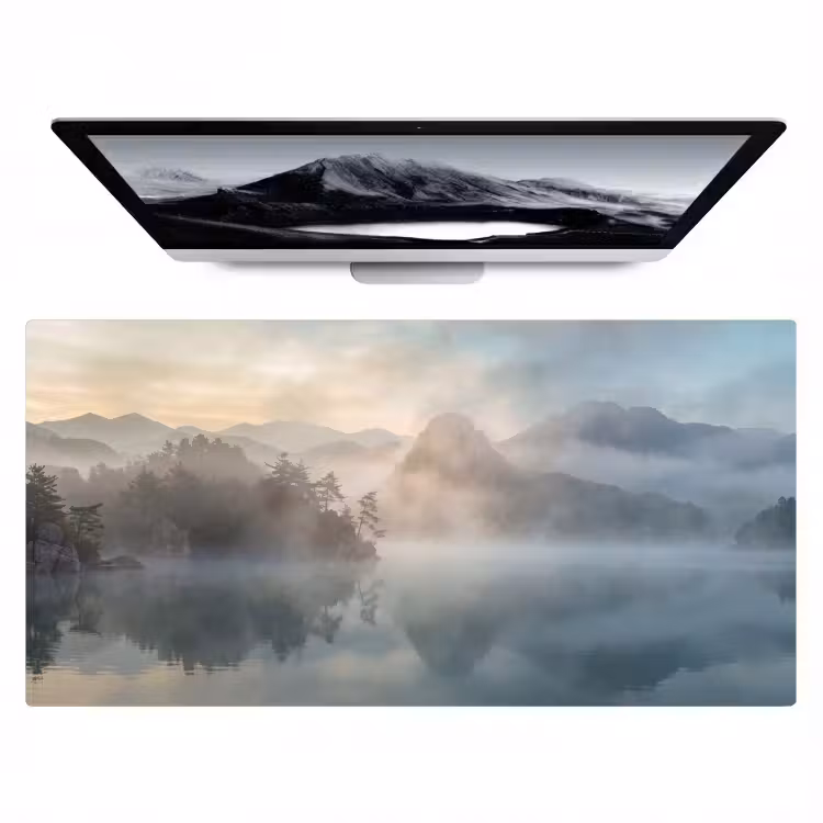 Landschap - Bergen - Mist - Water - Natuur Muismat XXL klein -zzz3d