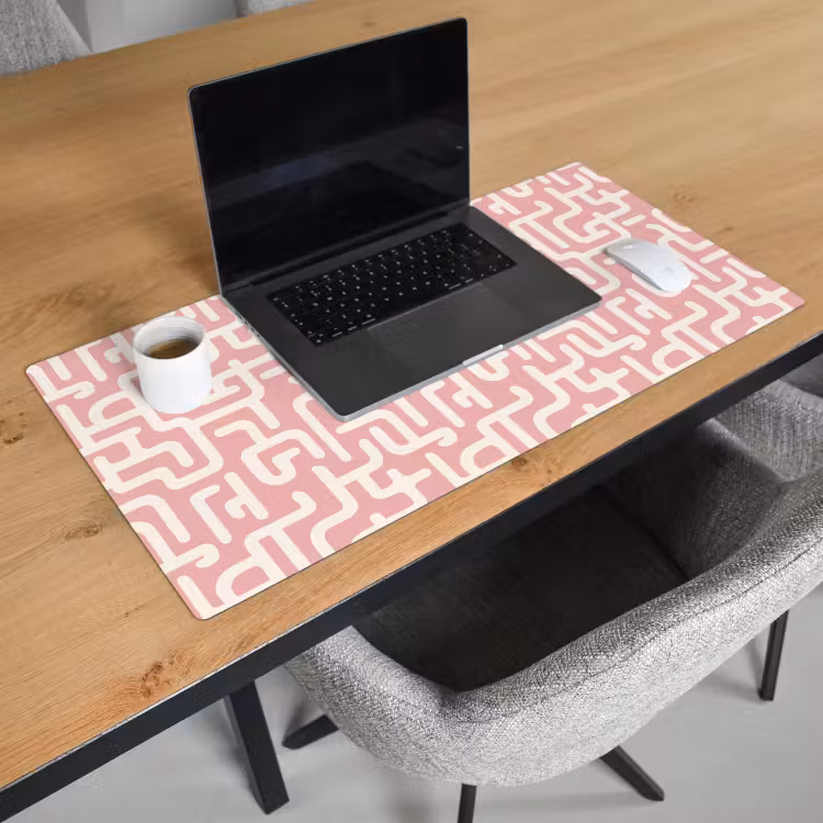 Doolhofpatroon - Roze - Wit - Abstract Muismat XXL klein 681 -sfeer1