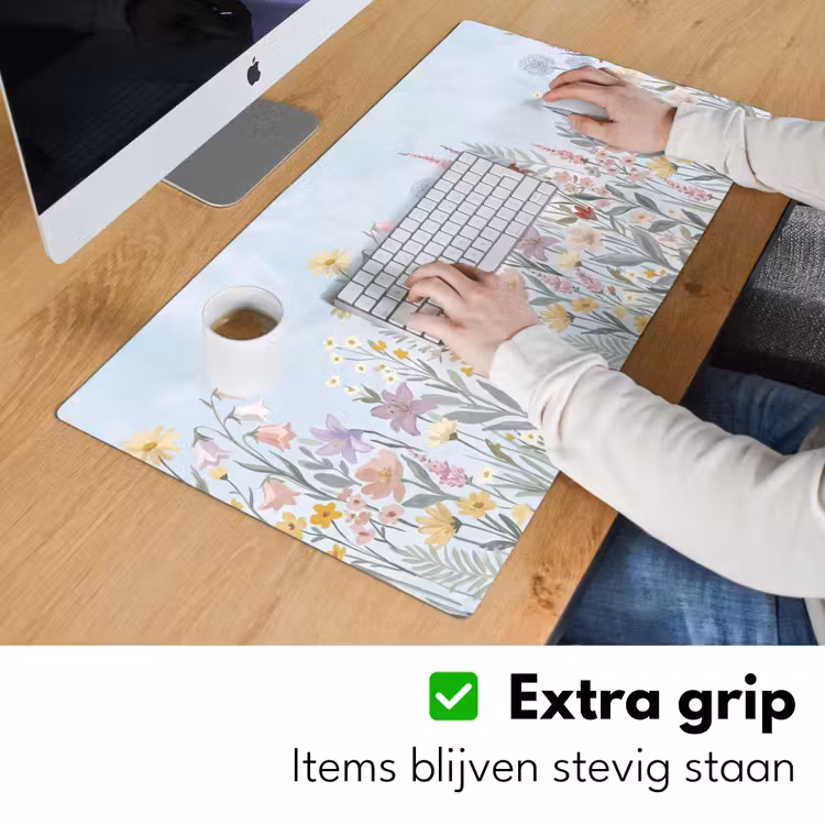 Weidebloemen - Illustratie - Kleurrijk Muismat XXL klein -sfeer3