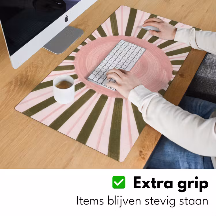 Patroon - Cirkel - Stralen - Abstract - Roze Muismat XXL klein -sfeer3