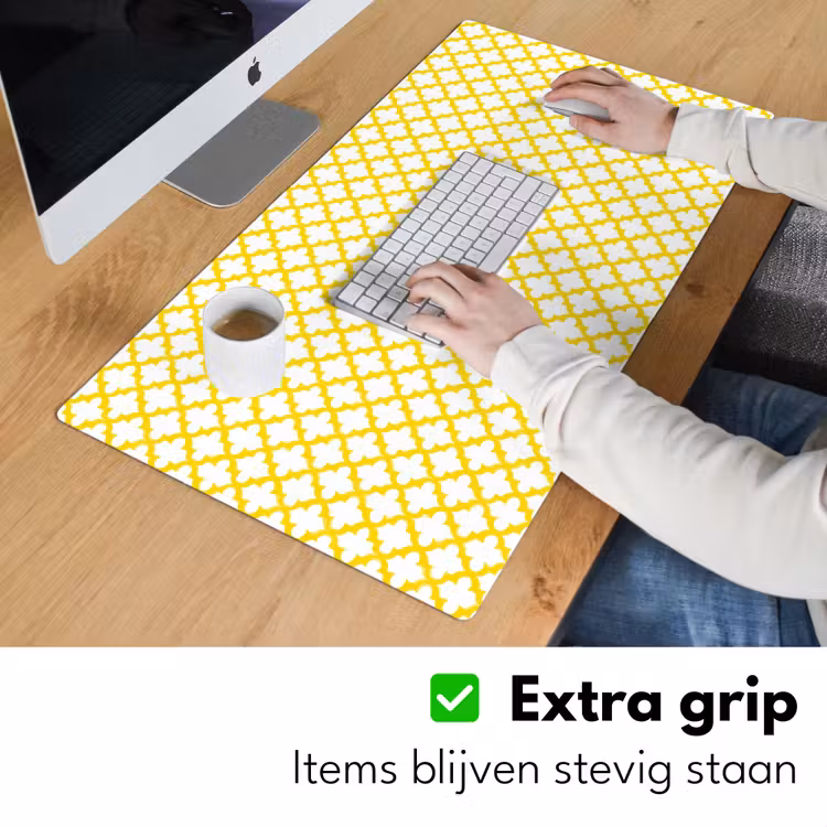Patroon - Geometrisch - Klassiek - Geel Muismat XXL klein 681 -sfeer3