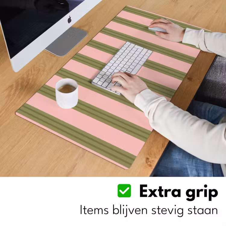 Patroon - Strepen - Abstract - Roze - Groen Muismat XXL klein -sfeer3