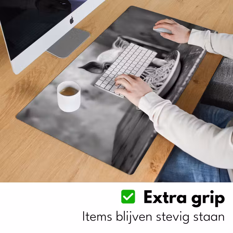 Varken - Schattig - Spaghetti - Zwart wit - Dier Muismat XXL klein -sfeer3