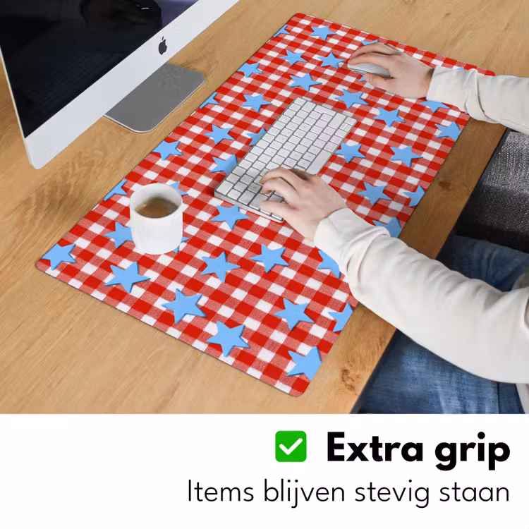 Ruit - Sterren - Rood Muismat XXL klein 681 -sfeer3