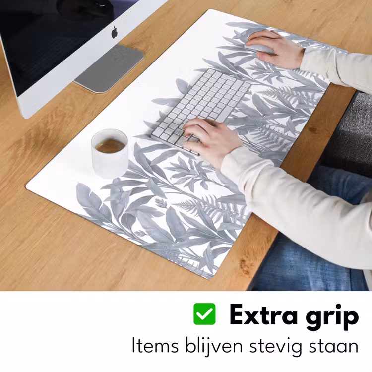 Planten - Bladeren - Natuur - Grijs Muismat XXL klein -sfeer3