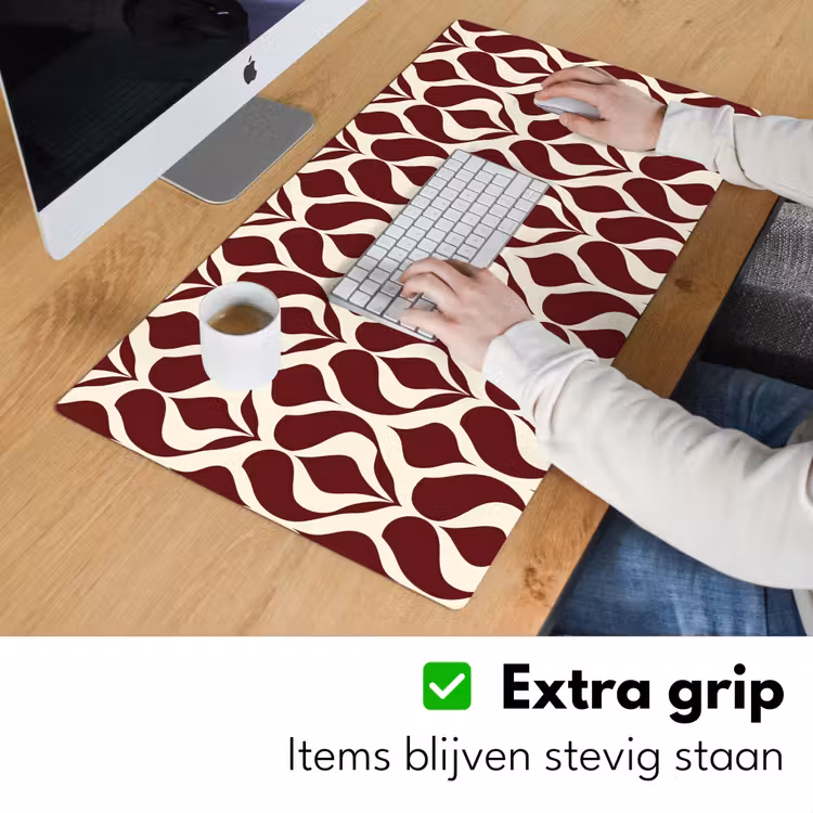 Rood - Druppelpatroon - Grafisch Muismat XXL klein 681 -sfeer3