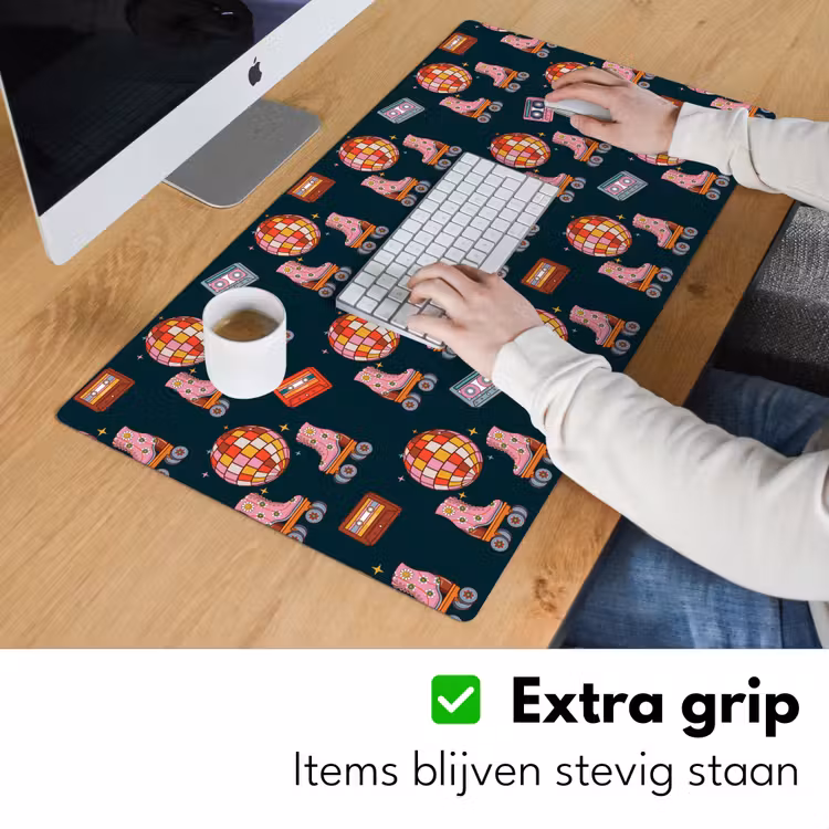 Rolschaatsen - Patroon - Disco Muismat XXL klein 681 -sfeer3