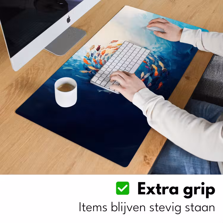 Zee - Vissen - Kleurrijk - Dynamisch Muismat XXL klein -sfeer3