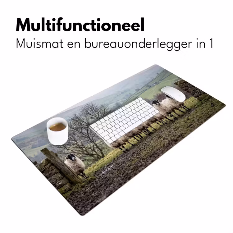 Schapen - Rij - Weide - Dieren - Platteland Muismat XXL klein -sfeer4