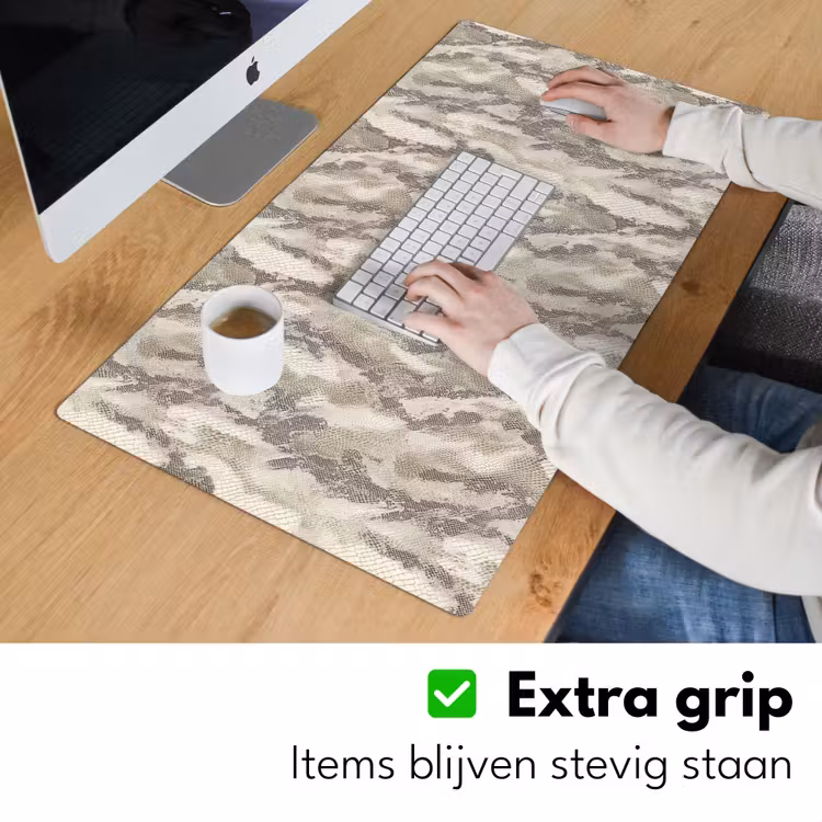 Slang - Patroon - Taupe Muismat XXL klein 681 -sfeer3