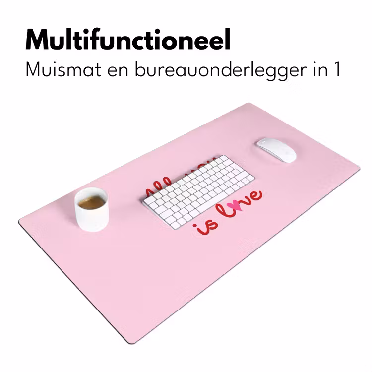 Tekst - Roze - Love - Hart Muismat XXL klein -sfeer4