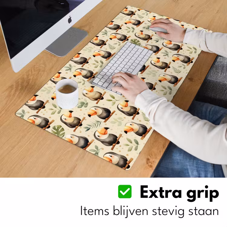 Toekans - Exotisch - Kleurrijk Muismat XXL klein 681 -sfeer3