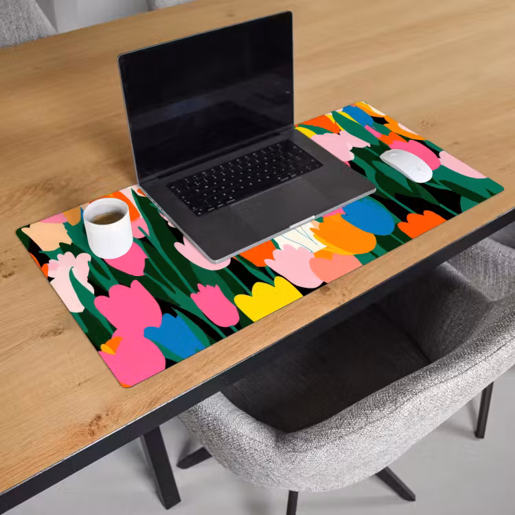 Tulpen - Kat - Kleurrijk Muismat XXL klein -sfeer1