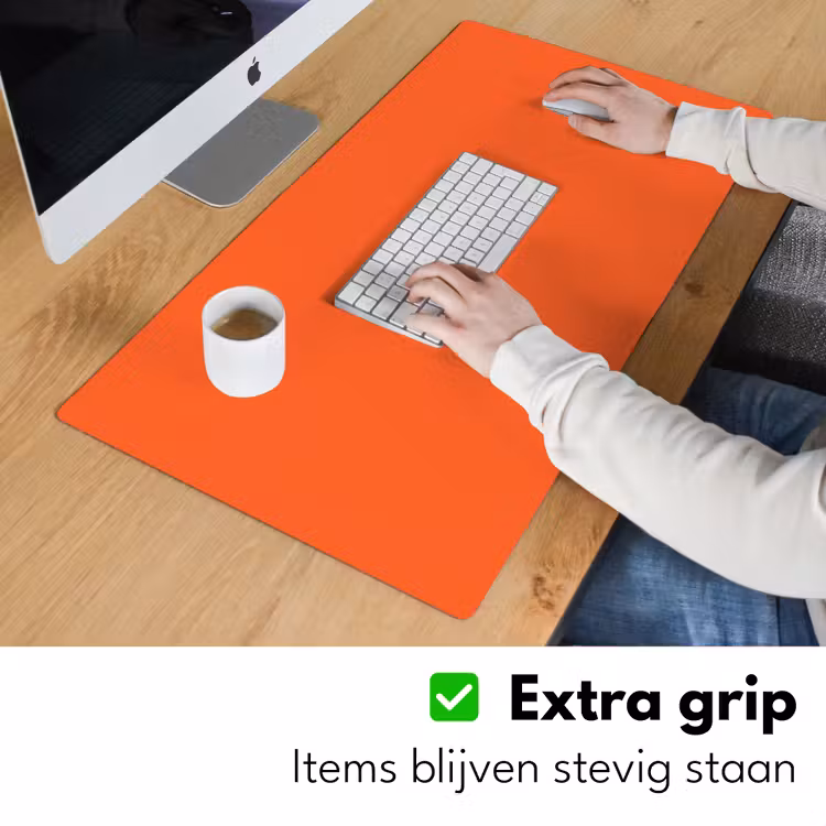 Vivid - Amber - Oranje Muismat XXL klein 681 -sfeer3
