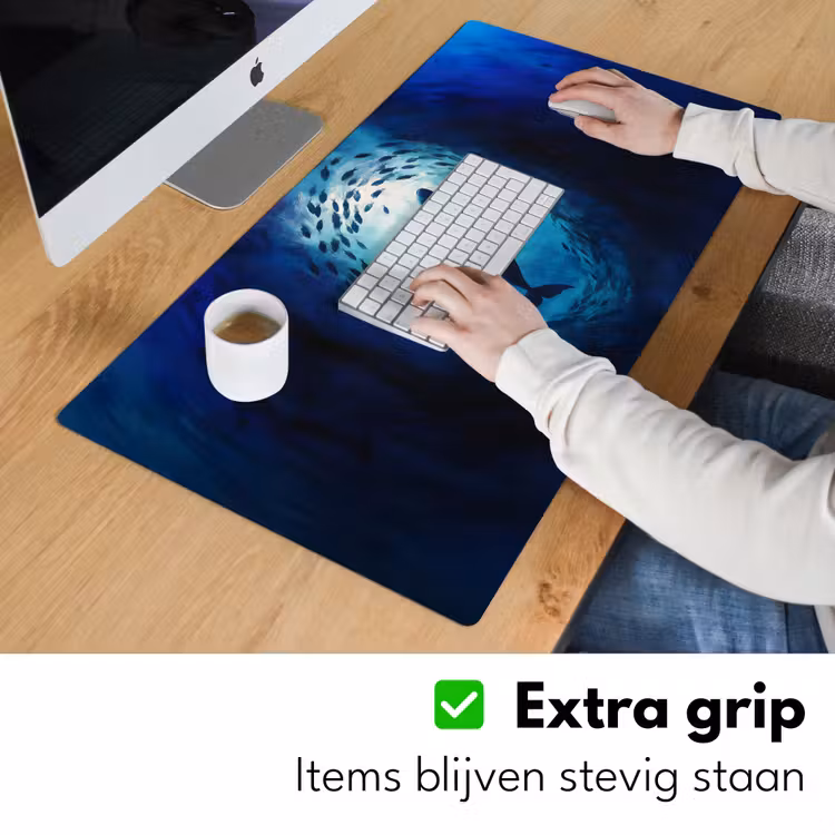 Walvis - Vissen - Donkerblauw Muismat XXL klein -sfeer3