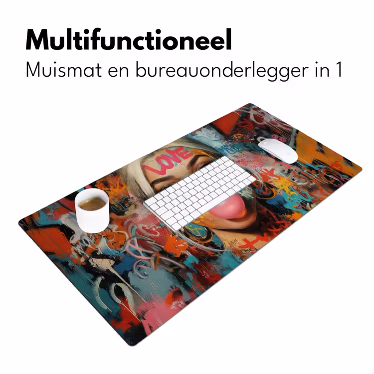 Vrouw - Kauwgom - Graffiti - Love Muismat XXL klein -sfeer4