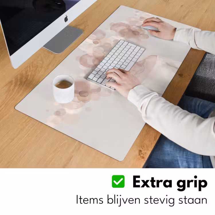 Vrouw - Cirkels - Beige Muismat XXL klein -sfeer3