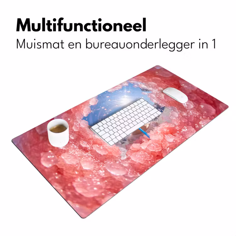 Vrouw - Drank - Zomer - Roze - Blauw Muismat XXL klein -sfeer4