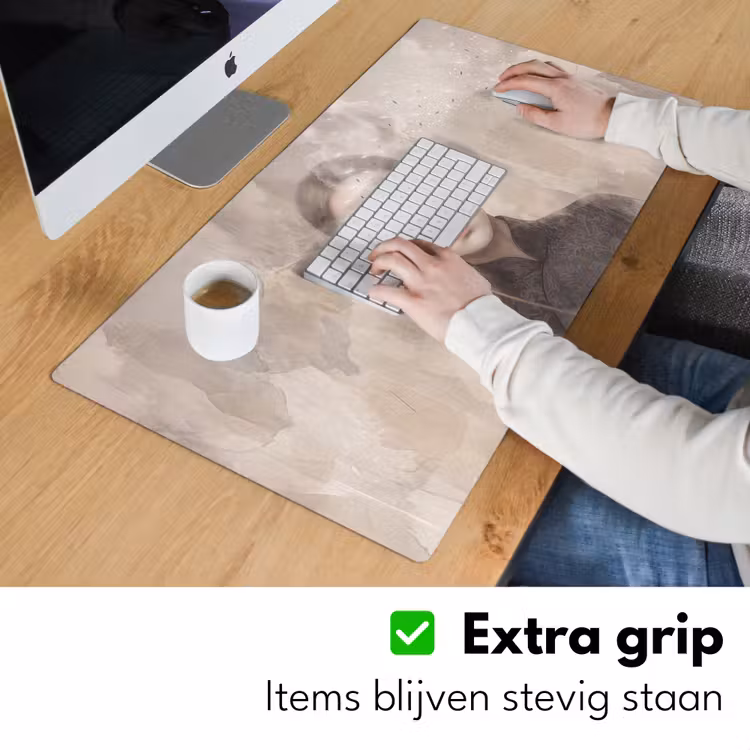 Vrouw - Sereen - Grijs Muismat XXL klein -sfeer3