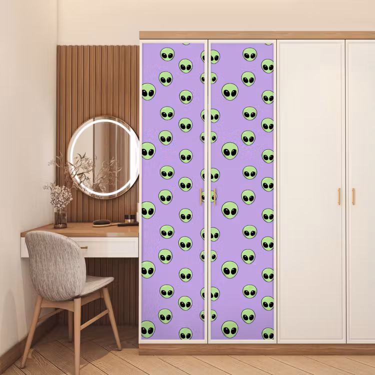 Alien - Retro - Lila deurposter klein 289 -sfeer3