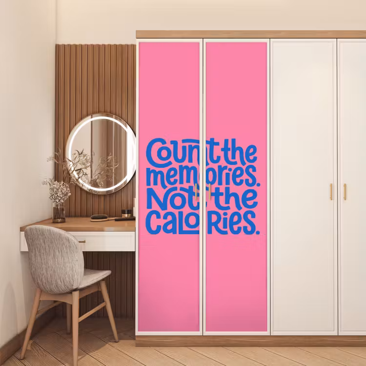Memories - Roze - Blauw - Quote deurposter klein -sfeer3