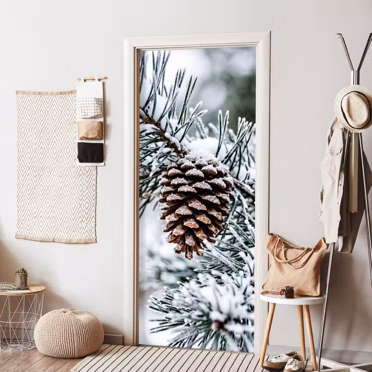 Dennenappel - Tak - Sneeuw - Winter - Sfeervol deurposter klein -sfeer6