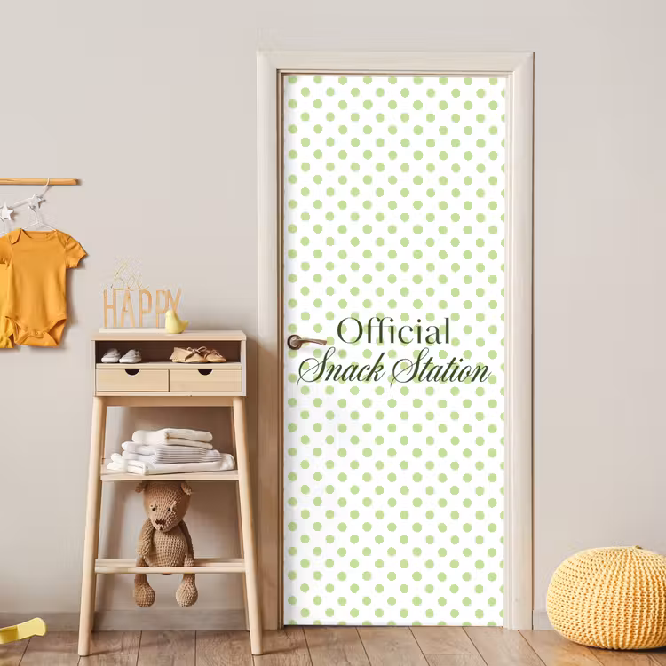 Snack Station - Groen - Stippen deurposter klein -sfeer4