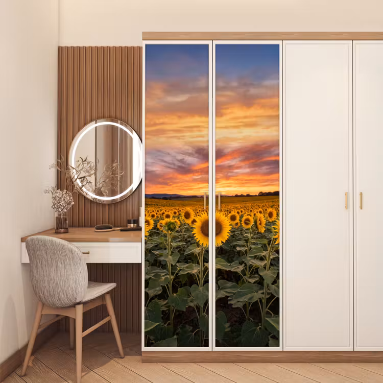 Zonnebloemen - Heuvellandschap - Geel deurposter klein -sfeer3