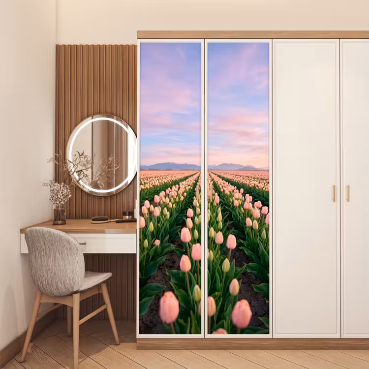 Tulpen - Landschap - Roze deurposter klein -sfeer3
