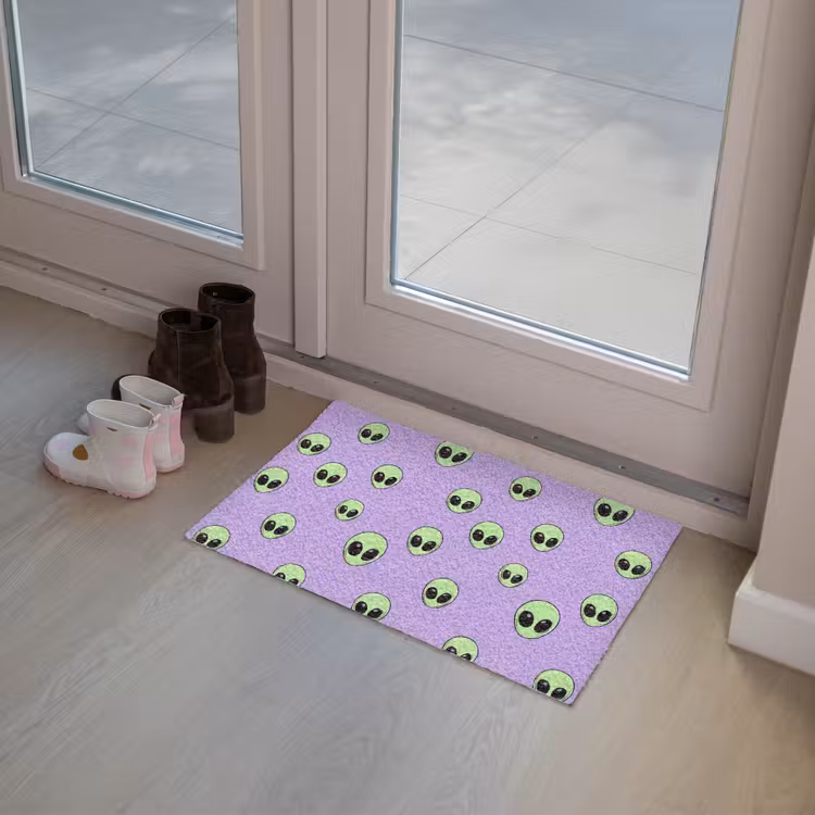 Alien - Retro - Lila Deurmat klein 898 -sfeer3