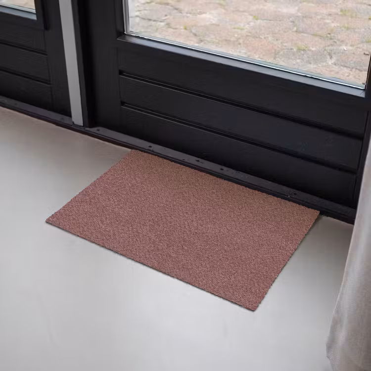 Muted - Raisin - Rood Deurmat klein 898 -sfeer2
