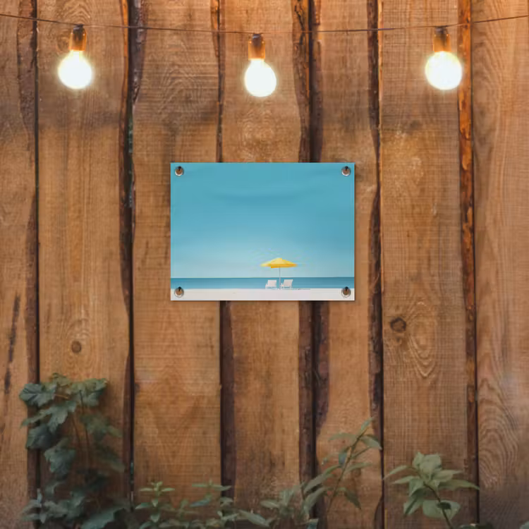 Strand - Blauwe lucht - Geel - Parasol tuinposter los doek klein -sfeer1