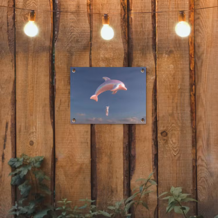 Dolfijn - Roze - Astronaut tuinposter los doek klein -sfeer1
