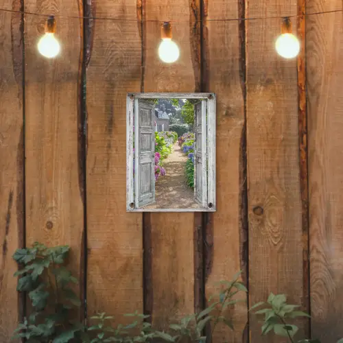 Deur naar een bloementuin tuinposter los doek klein -sfeer1
