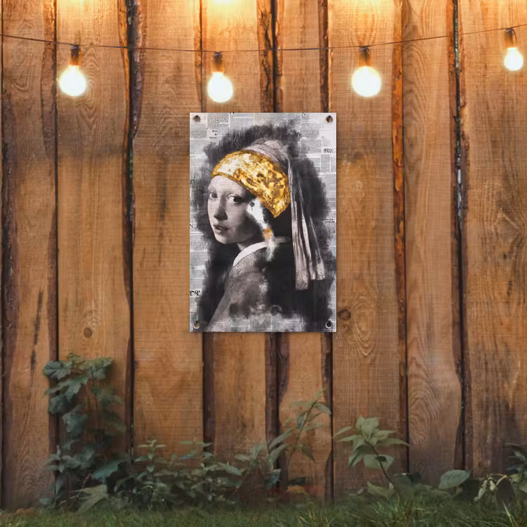 Meisje met de parel - Johannes Vermeer - Krant - Goud tuinposter los doek klein -sfeer1