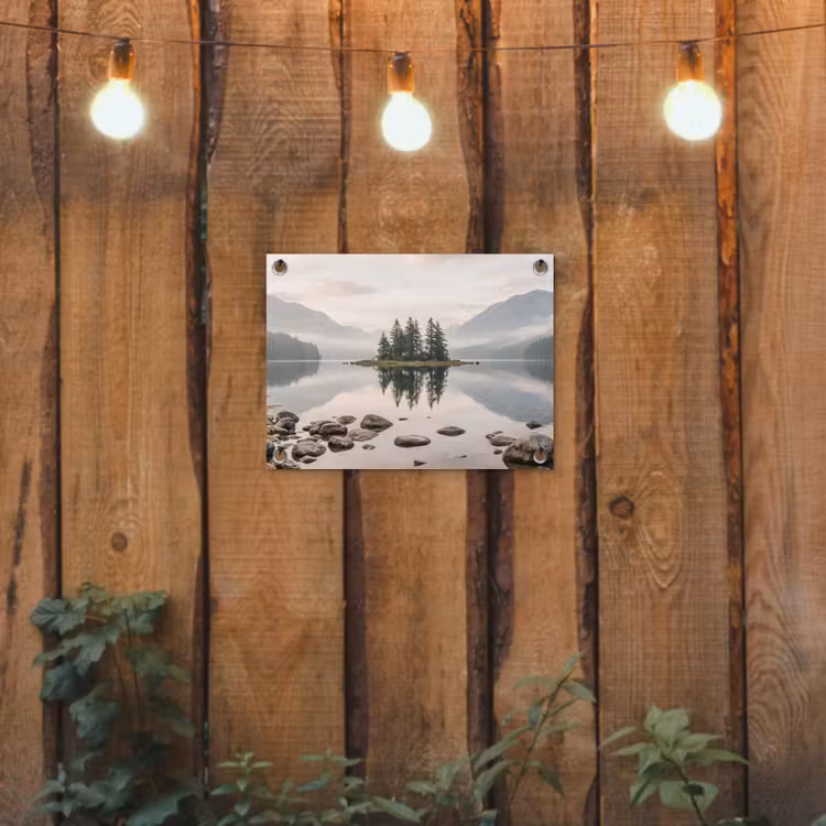Meer - Bergen - Landschap - Groen tuinposter los doek klein -sfeer1