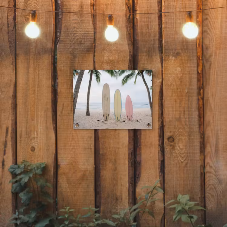 Surfboard - Palmbomen - Kleurrijk tuinposter los doek klein -sfeer1