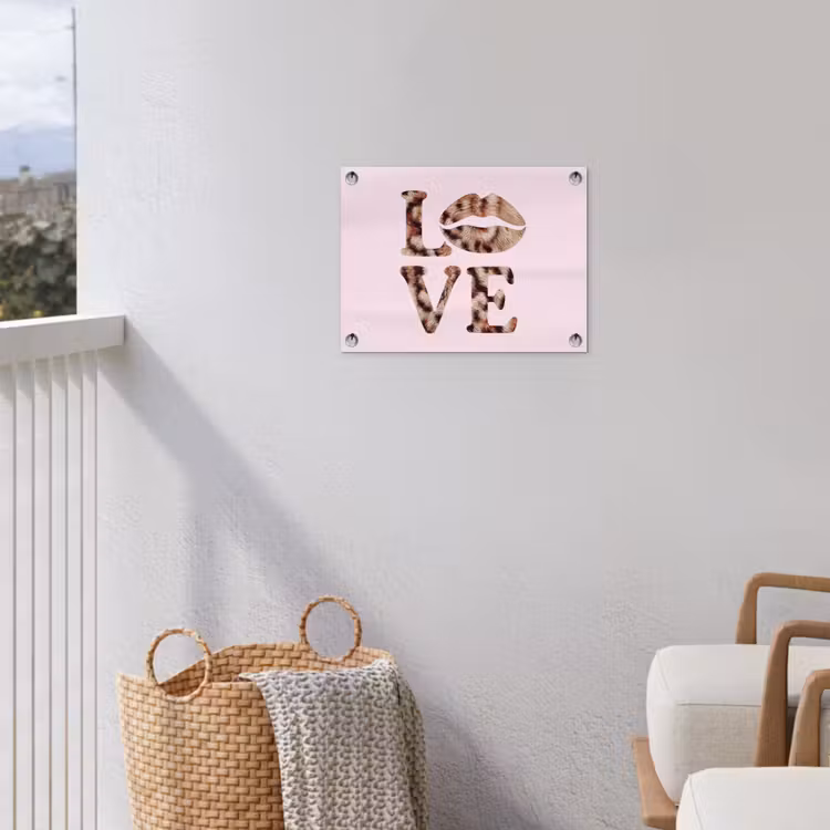 Tekst - Love - Pantervacht - Lichtroze tuinposter los doek klein -sfeer8