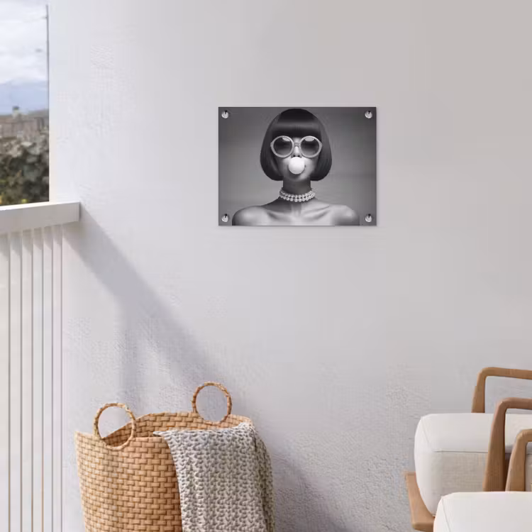 Vrouw - Zwart Wit - Ketting - Zonnebril tuinposter los doek klein -sfeer8